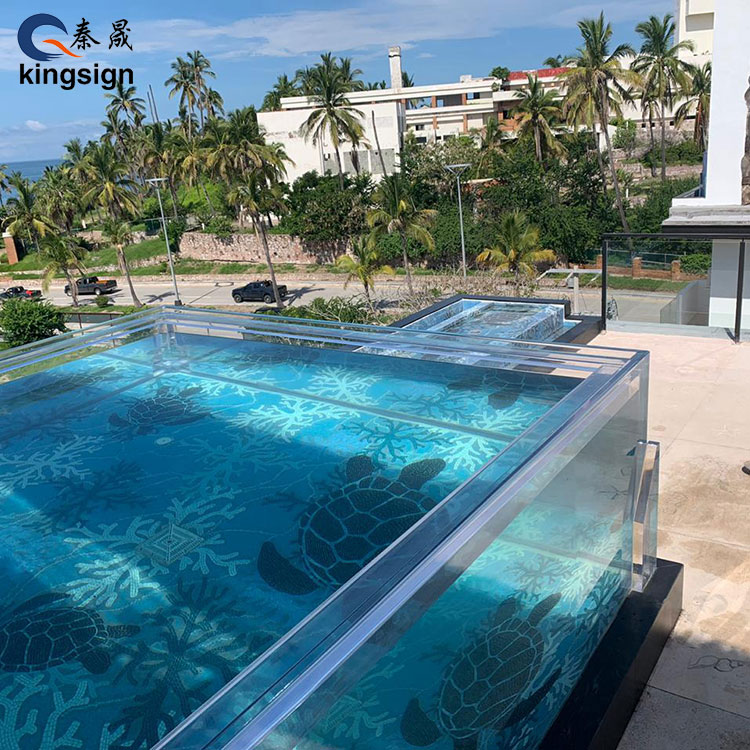 Is glass or acrylic better for swimming pool?